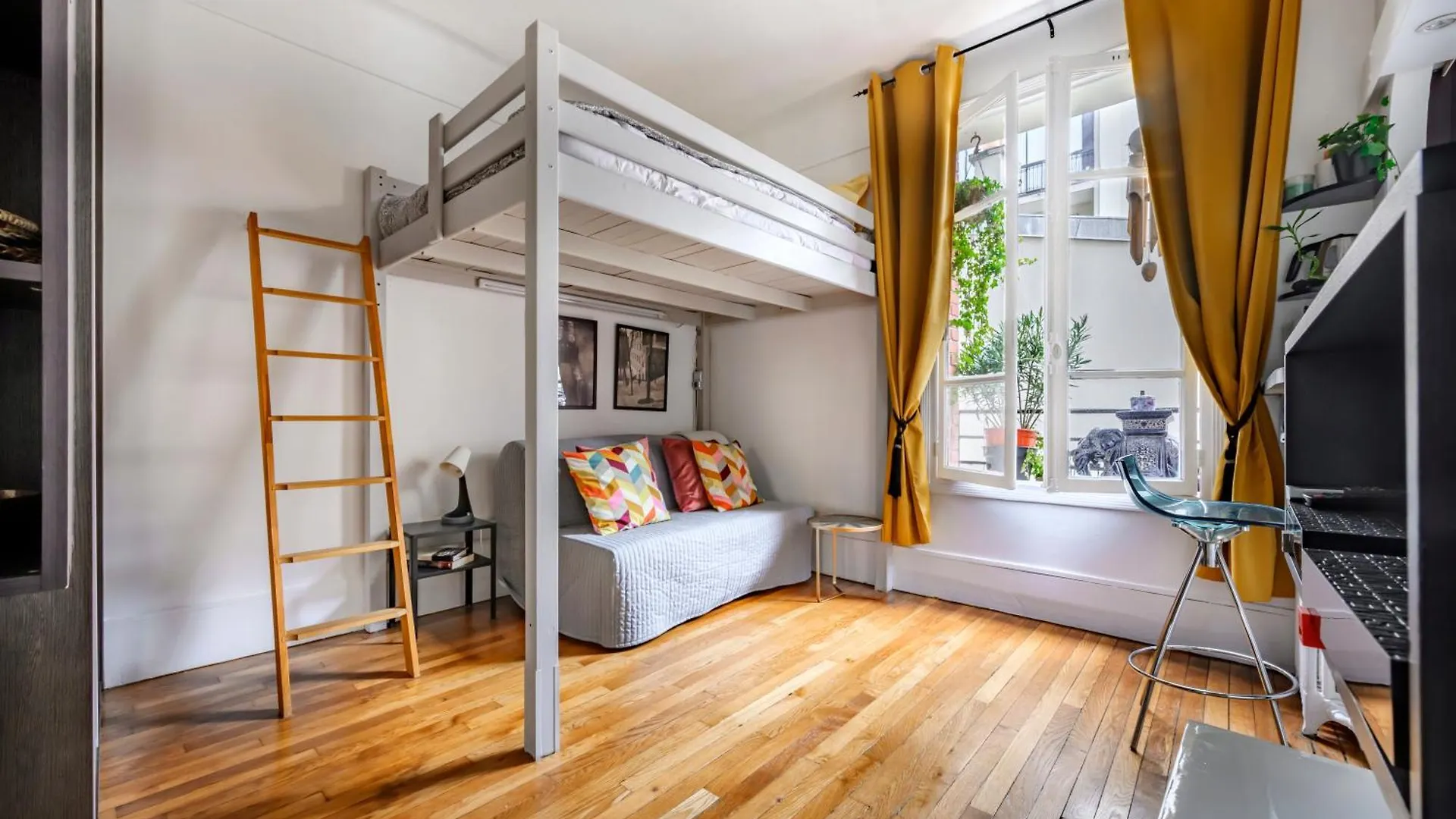 Calme Proche Tour Eiffel Apartment *